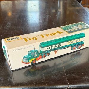1977 Hess Truck